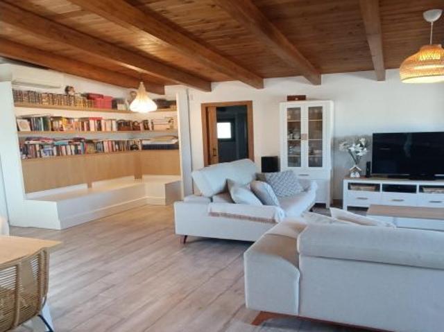Chalet independiente en la zona Las Acacias de Mejorada del Campo
