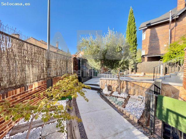 Chalet independiente en Los Peñascales, Torrelodones | 3 dormitorios, 4 baños, piscina | ABA Experto