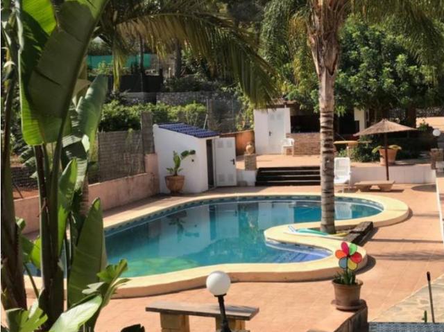 CHALET INDEPENDIENTE EN PEDREGUER VACACIONAL