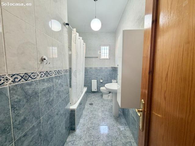 Chalet Independiente en Santa Teresa, Ideal para Familias
