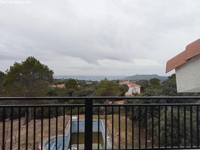 Chalet independiente reformado con pisicna