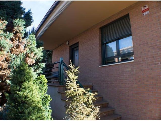 Chalet Individual con jardín en San Andrés del Rabanedo, a 8 minutos del centro de León