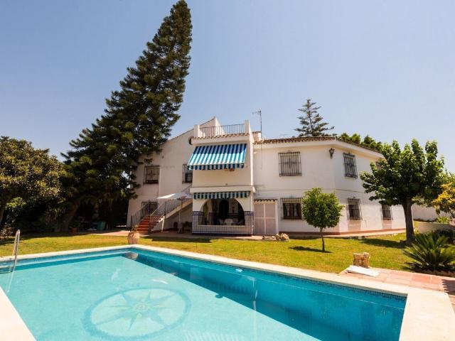 Chalet individual en venta, Tomares, Sevilla