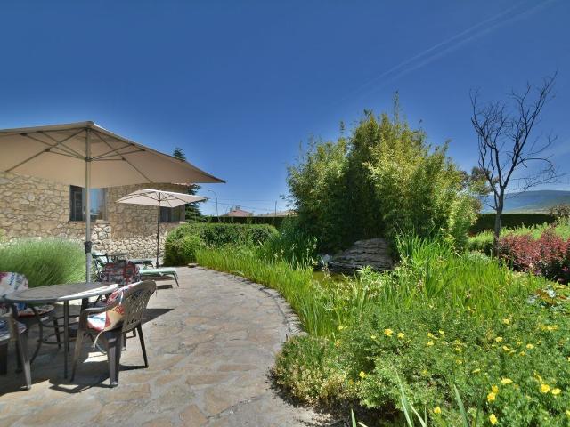 Chalet individual en venta, Torrecaballeros, Segovia