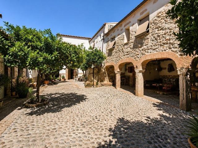 Chalet individual en venta, Valdeverdeja, Toledo