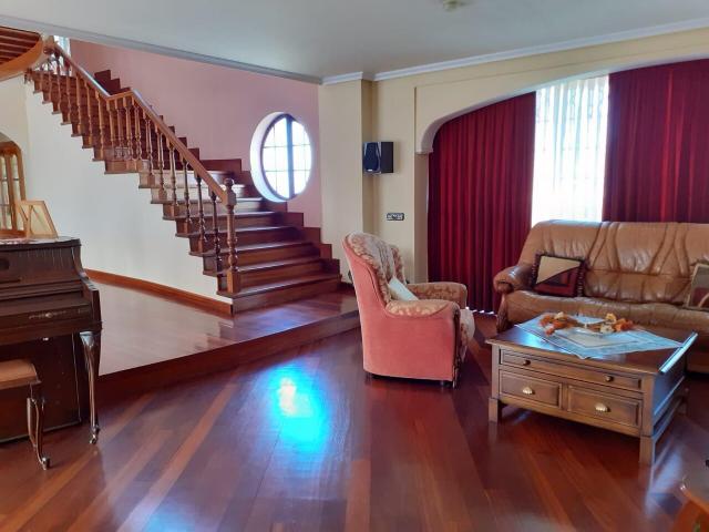 Chalet individual en venta, Veguellina de Órbigo, León