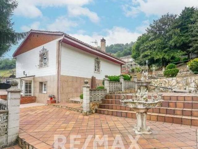 Chalet individual en venta BEDABO San Martin del Rey Aurelio