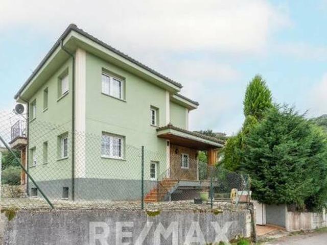 Chalet individual en venta CIMA DEL GRADO Grado