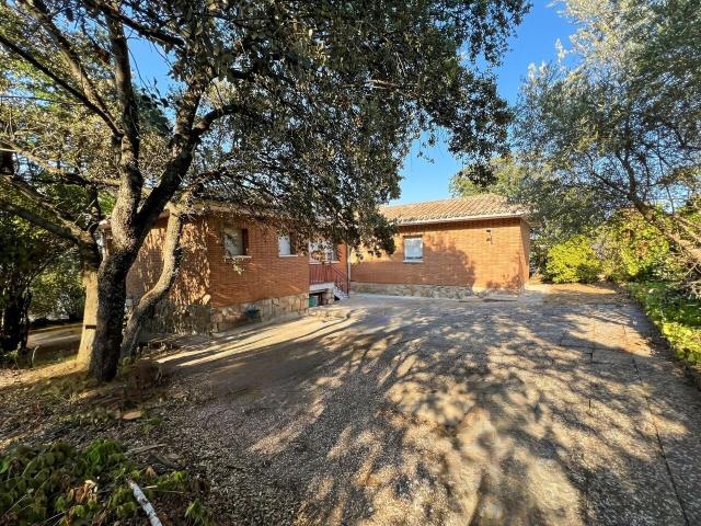 Chalet individual en venta, Cotos de Monterrey, Madrid