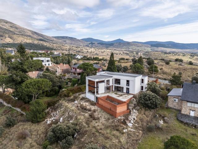 Chalet individual en venta, El Espinar, Segovia