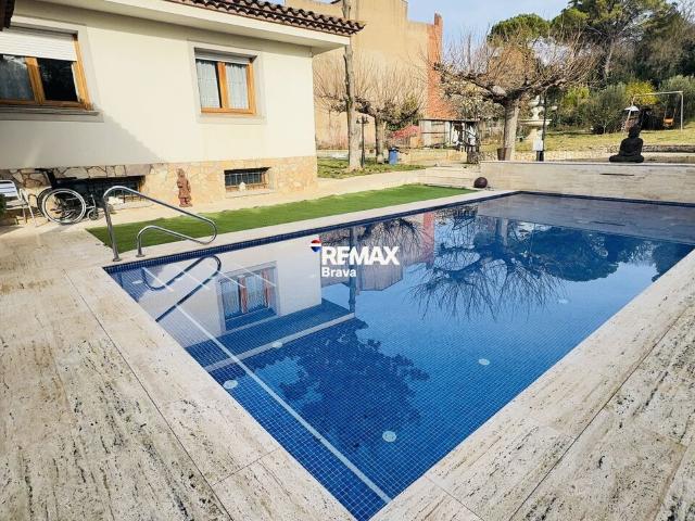 Chalet individual en venta, Girona, Girona