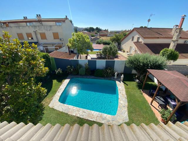 Chalet individual en venta, Nuez de Ebro, Zaragoza