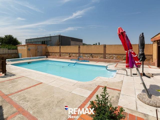 Chalet individual en venta, Renedo de Esgueva, Valladolid