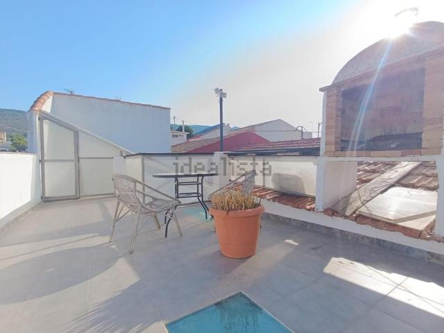 Chalet, Ibi