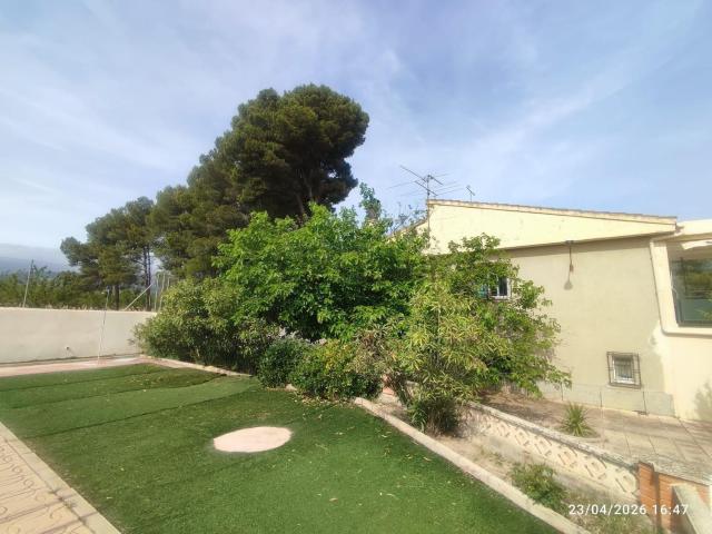 Chalet, Ibi
