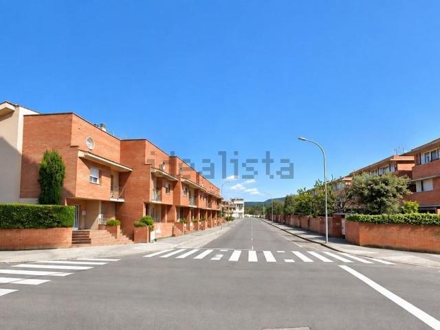 Chalet, Igualada
