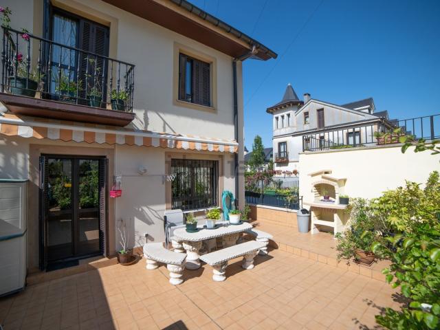 Chalet, Irun