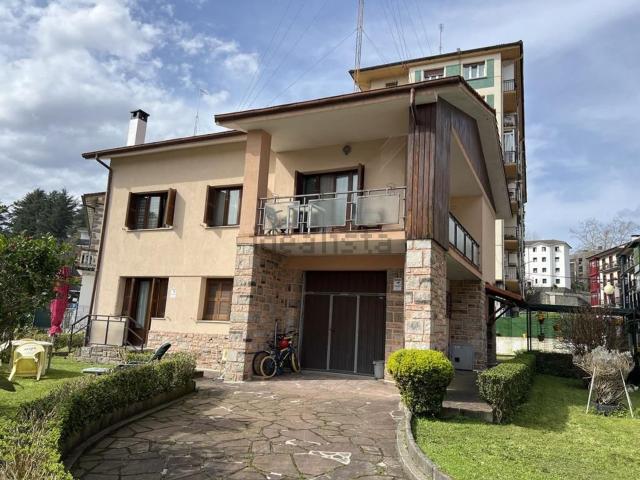 Chalet, Irun