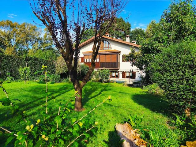 Chalet, Irun