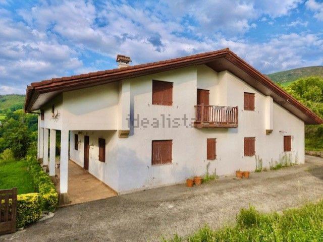 Chalet, Irun