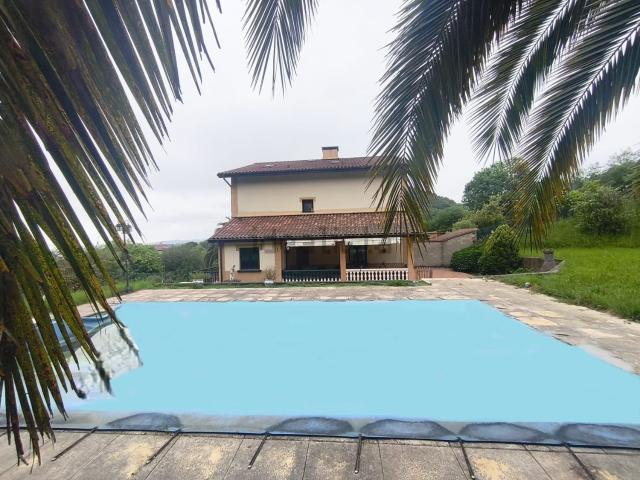 Chalet, Irun