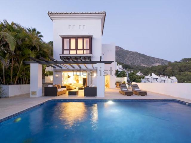 Chalet, Istan