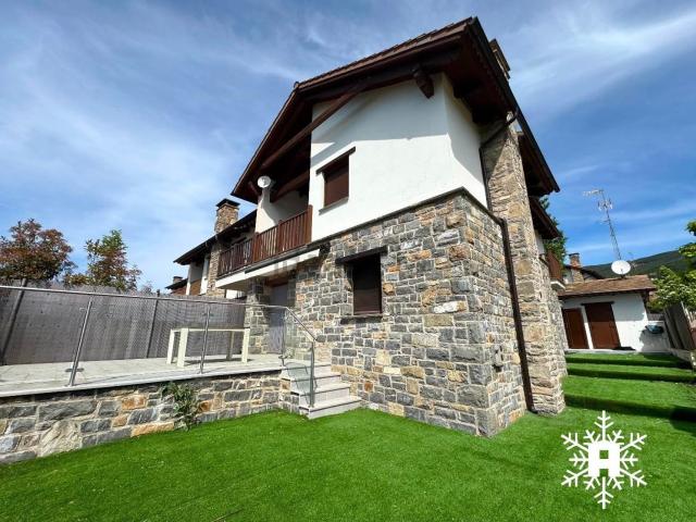 Chalet, Jaca