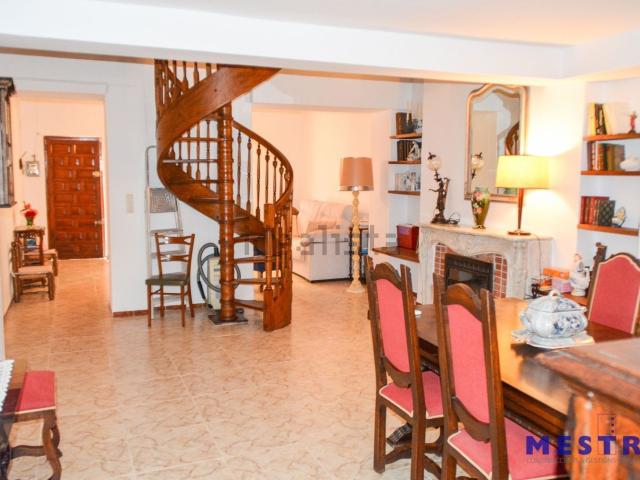 Chalet, Jalón