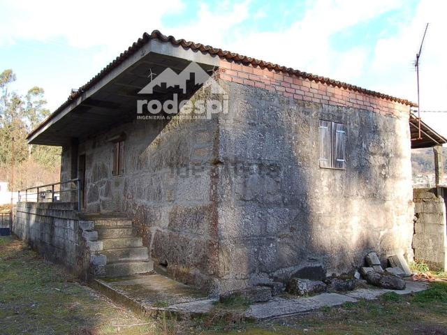 Chalet, O Covelo