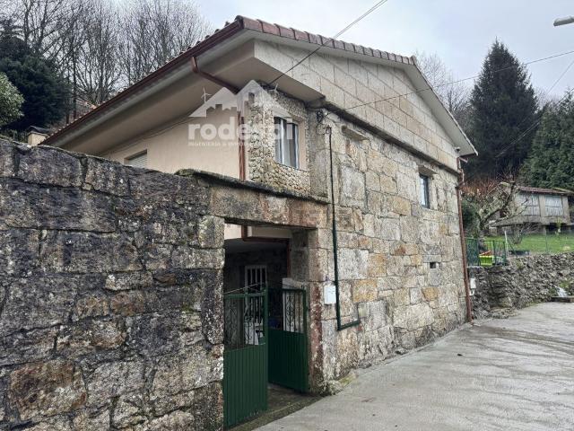 Chalet, O Covelo
