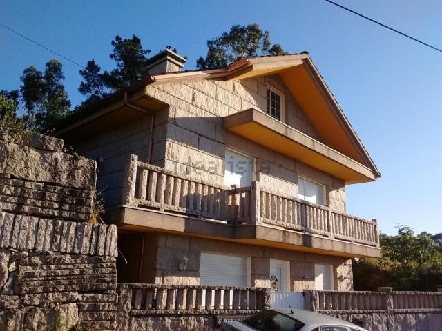 Chalet, O Porriño