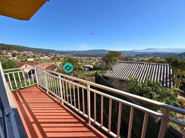 Chalet, O Rosal