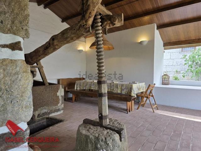 Chalet, O Rosal