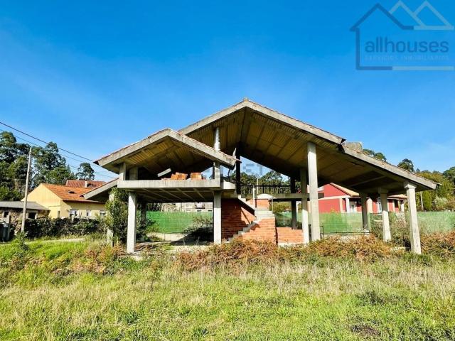 Chalet, O Rosal