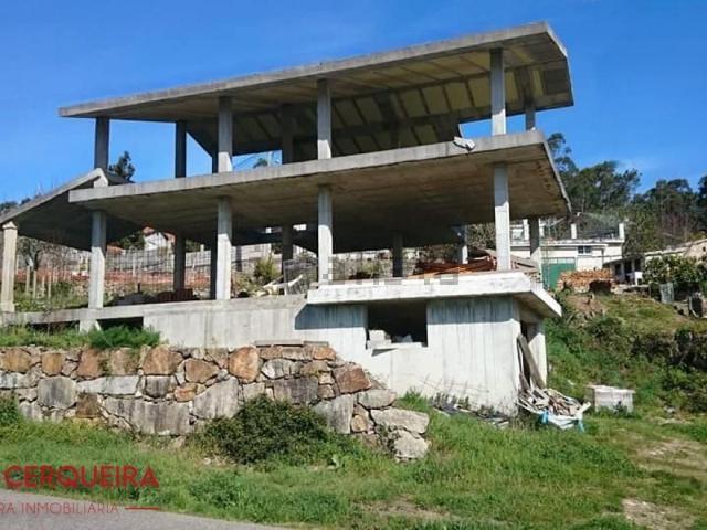 Chalet, O Rosal
