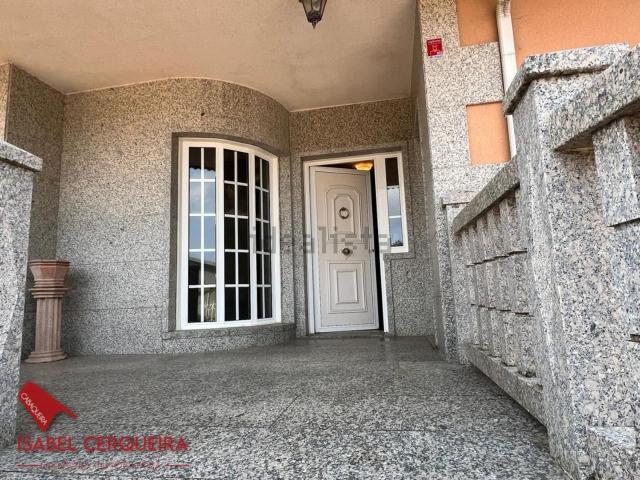 Chalet, O Rosal