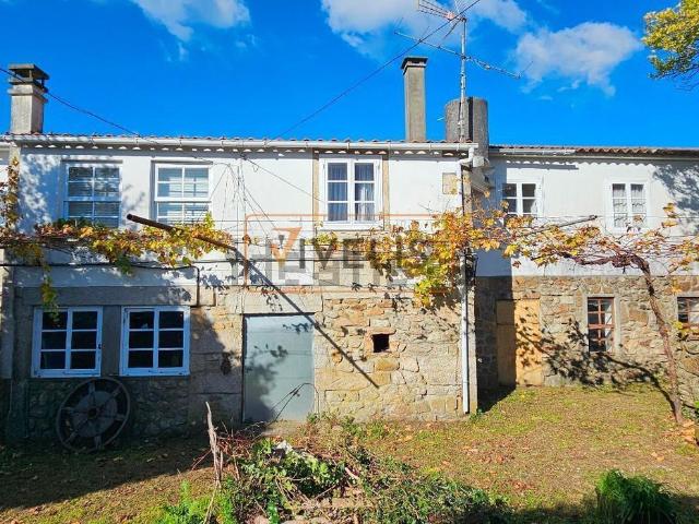 Chalet, O Rosal