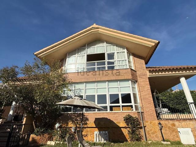 Chalet, Onda