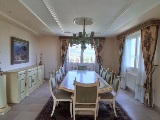 Chalet, Onda