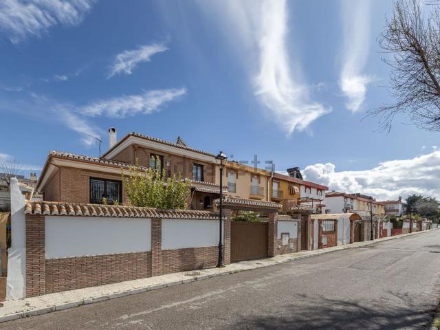 Chalet, Ogijares