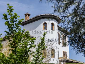 Chalet, Ogijares