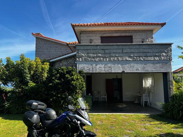 Chalet, Oia, Vigo