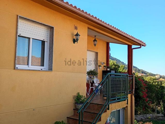 Chalet, Oia