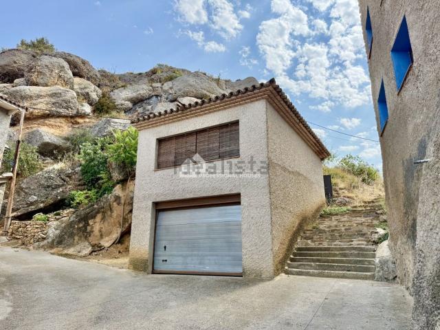 Chalet, Olvena