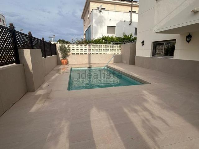 Chalet, Oliva