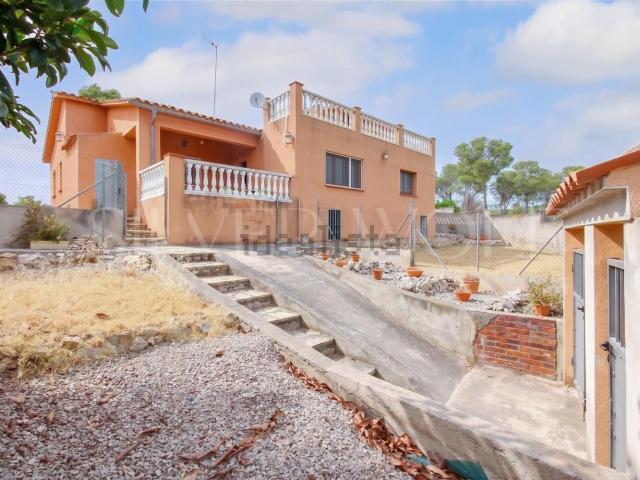 Chalet, Olivella