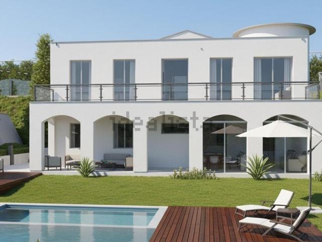 Chalet, Olivella