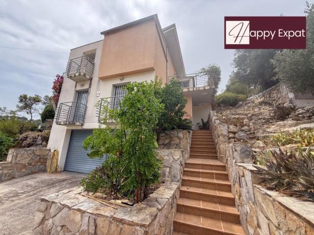 Chalet, Olivella