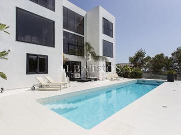Chalet, Olivella