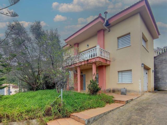 Chalet, Olivella
